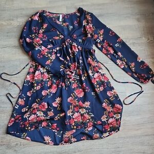 Floral Dress With Pockets